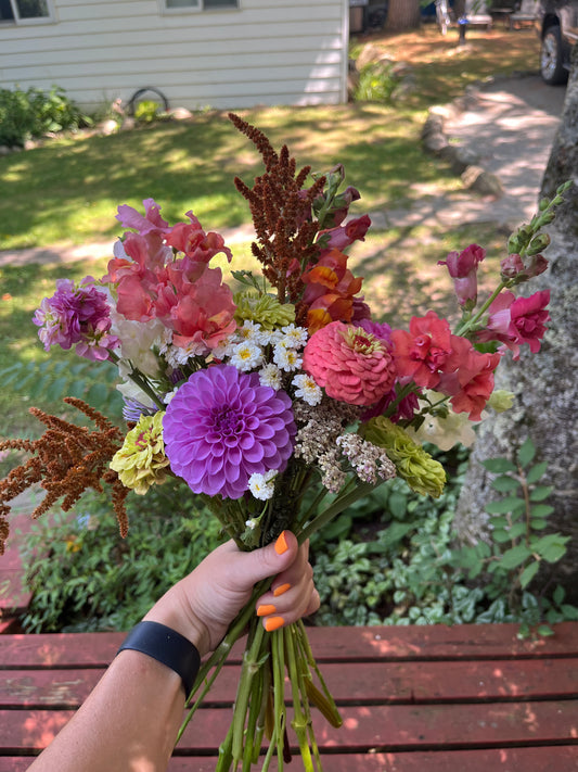 Monthly Summer Bouquet Subscription (Thunder Beach and area)